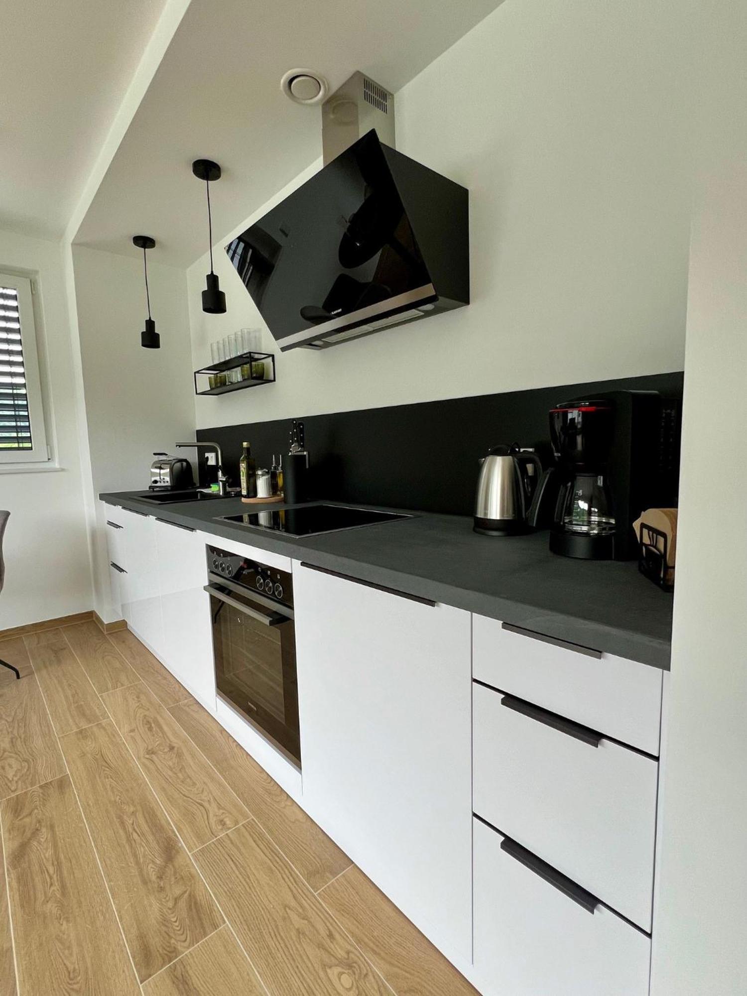 Elbling Apartment *